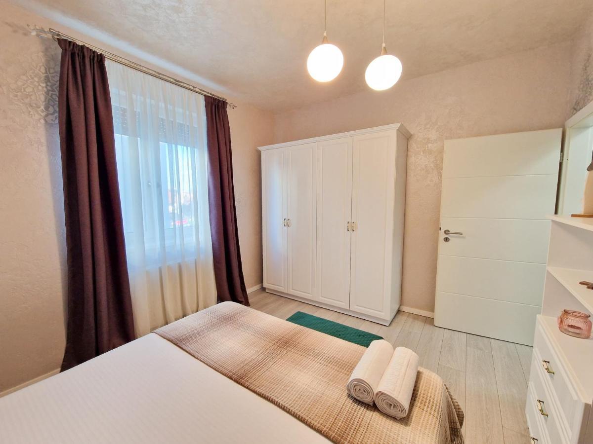 Mirvana Apartments Legacy Residence Timisoara Bagian luar foto
